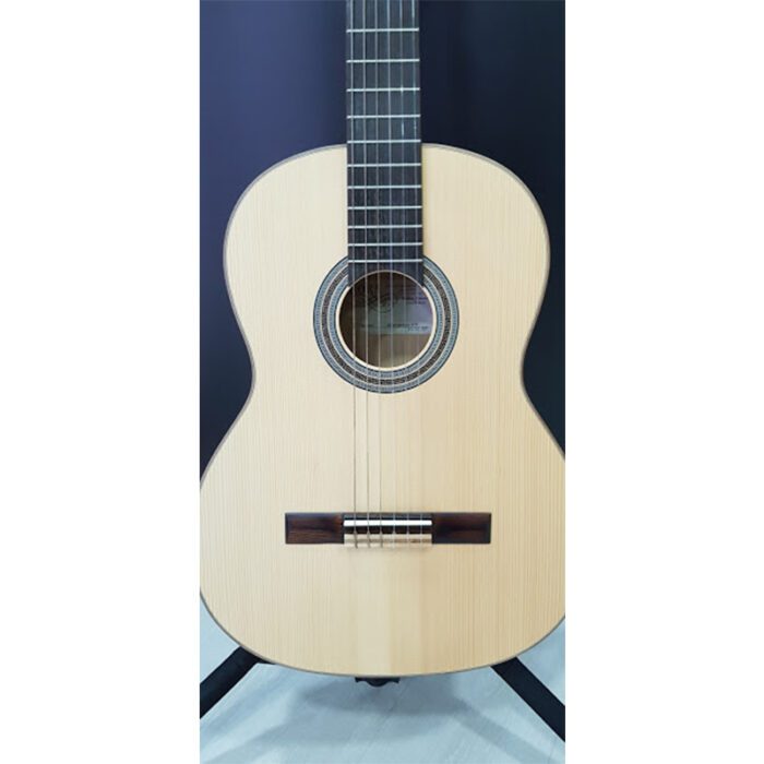 Hora 1/2 Aningre Classic Guitar Europe