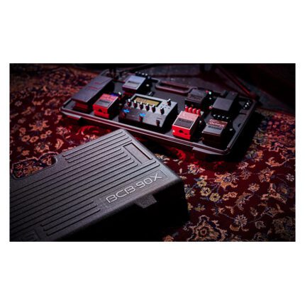 ROLAND BCB-90X Molded Plastic Carry Case For 9 Pedals ROLAND BCB-90X Molded Plastic Carry Case For 9 Pedals
