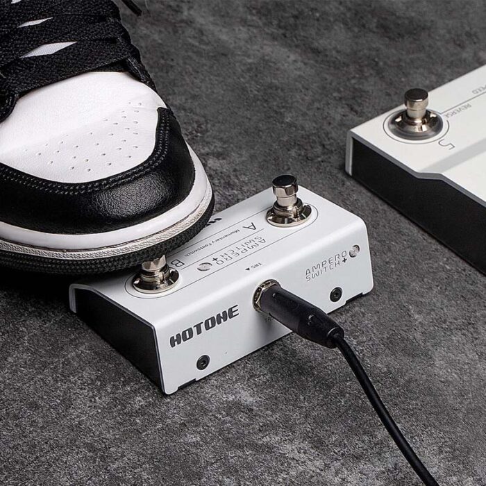 Hotone FS-2 Ampero Switch+ for Ampero I and II as well as other devices with support for foot switch