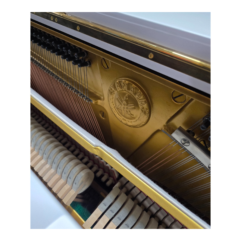 YAMAHA U1M 121cm WHITE upright PIANO NEW-LOOK REFURBISH 389 - Japan